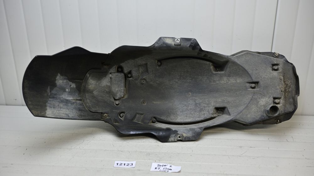 Undertail Apratoare Plastic Spate BMW R1200RT 2005 - 2009 K26