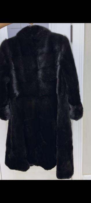 Продам шубу норковую