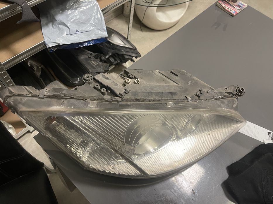 Десен Фар Мерцедес S-класа W221