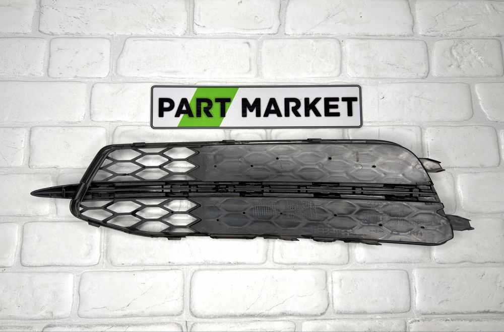 Дясна решетка AUDI A6 C7 S Line 4G0807682D 4G0807682J