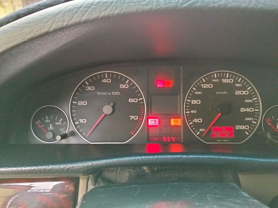 Ауди а6 с4 2.6 газ бензин