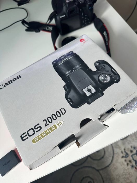 Фотоаппарат Cannon EOS2000D