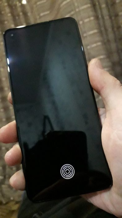 Продам OPPO Reno Seven