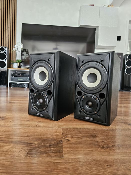 Mission 700 bookshelf