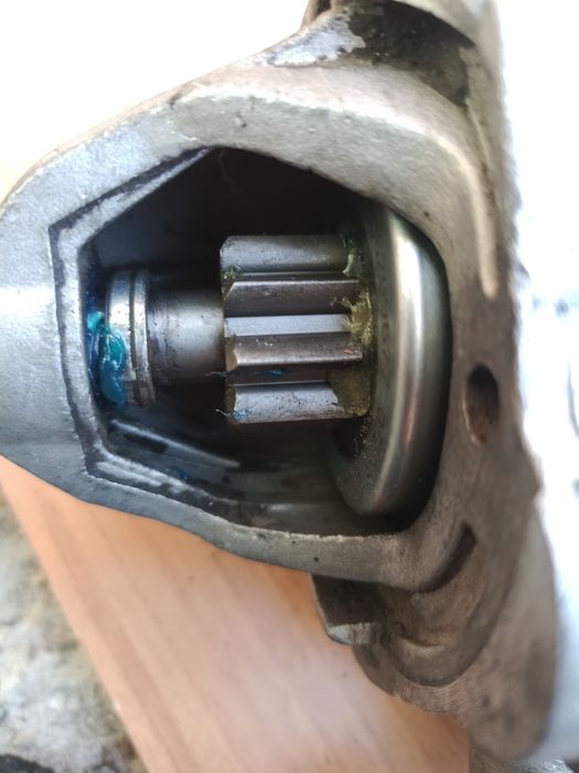 Продам стартер и радиатор печки на audi