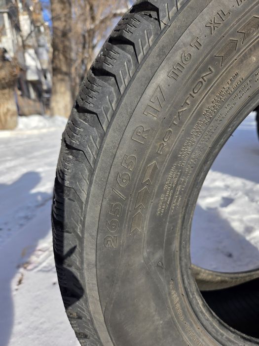 Продам зимнии шины