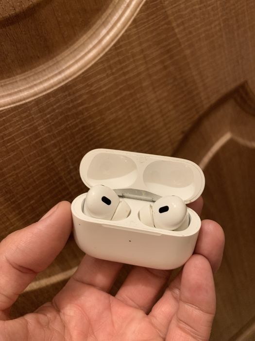 Продам оригинал air pods pro2