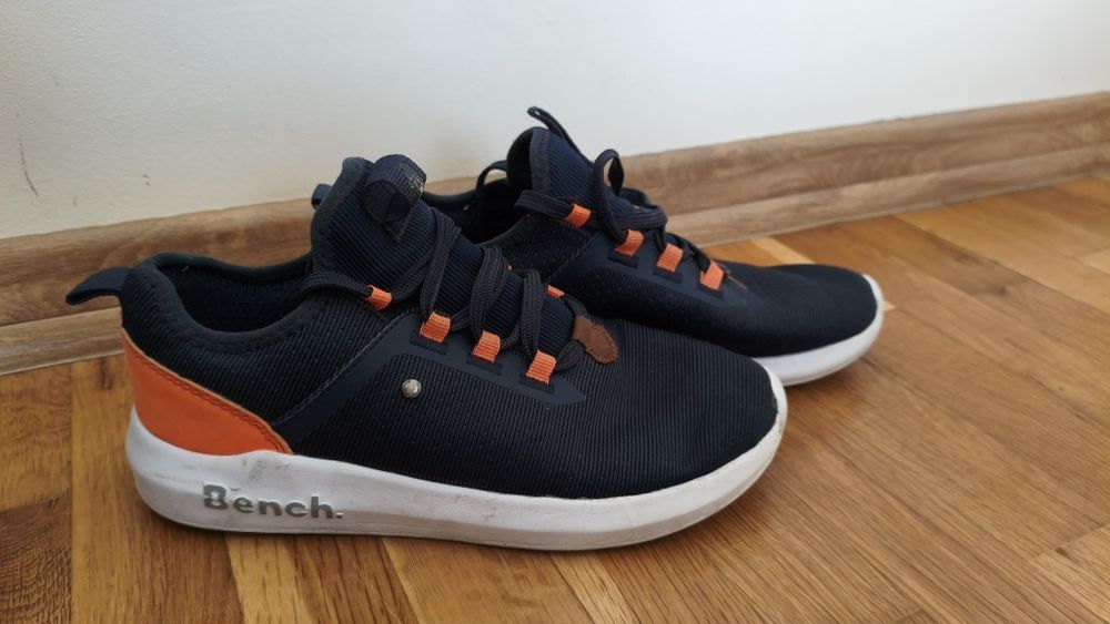 Обувки за момче adidas, nike, bench