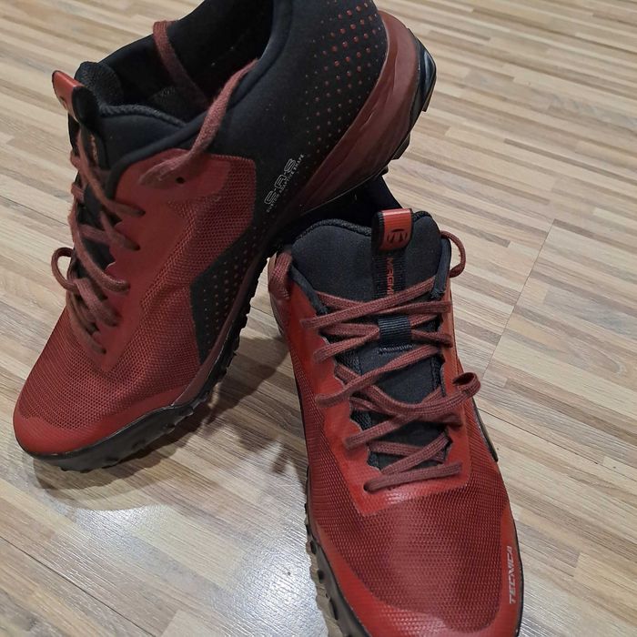 Обувки-маратонки