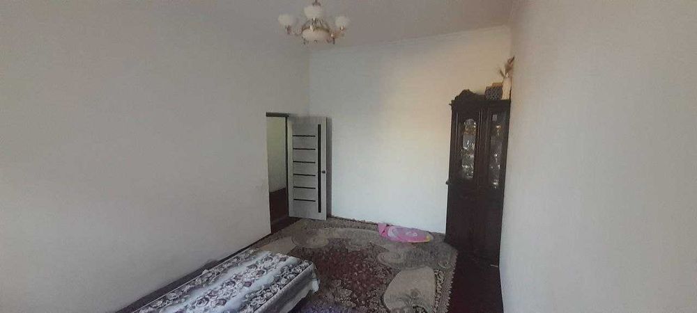 Uy sotiladi Nazarbek pochtada