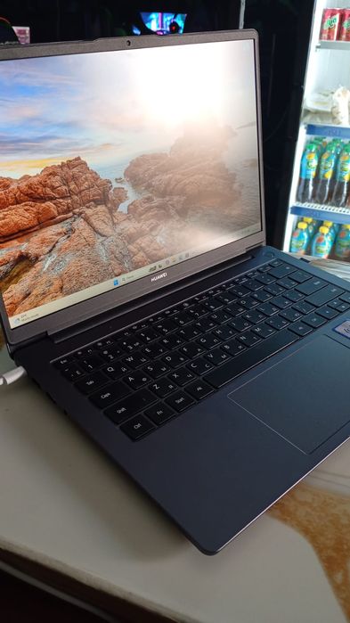 Huawei Mate book
