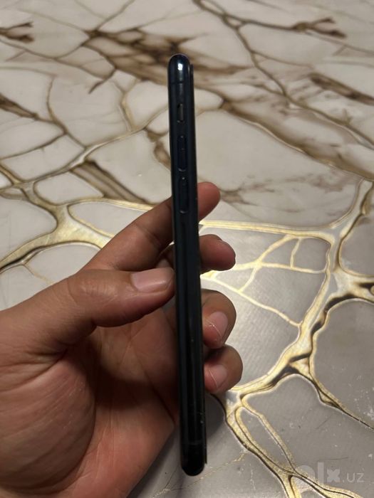 Iphone 11 pro sotiladi