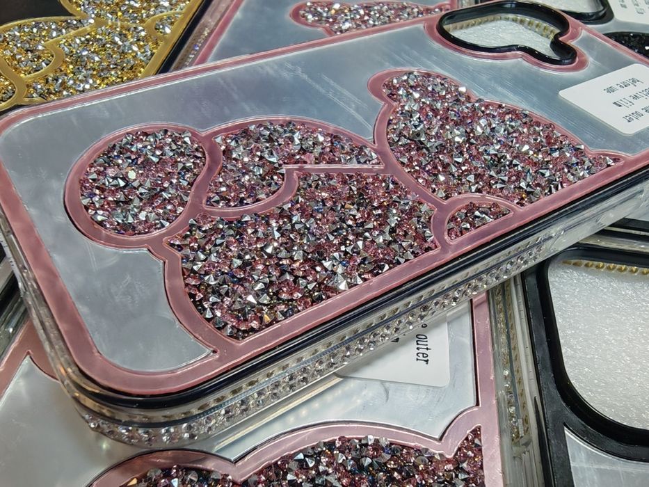 iPhone 16,16 Pro,16 Pro Max луксозни блестящи гърбове Teddy Bear