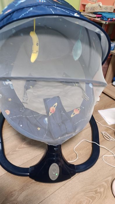 Leagăn electric pentru bebelusi