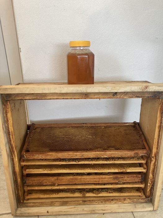 Miere , direct producator