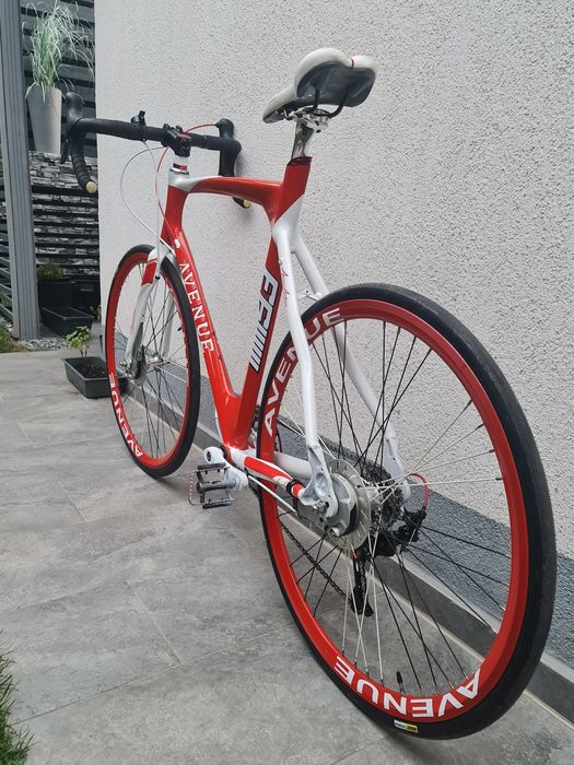 Bicicletă Cursieră Avenue Airbase