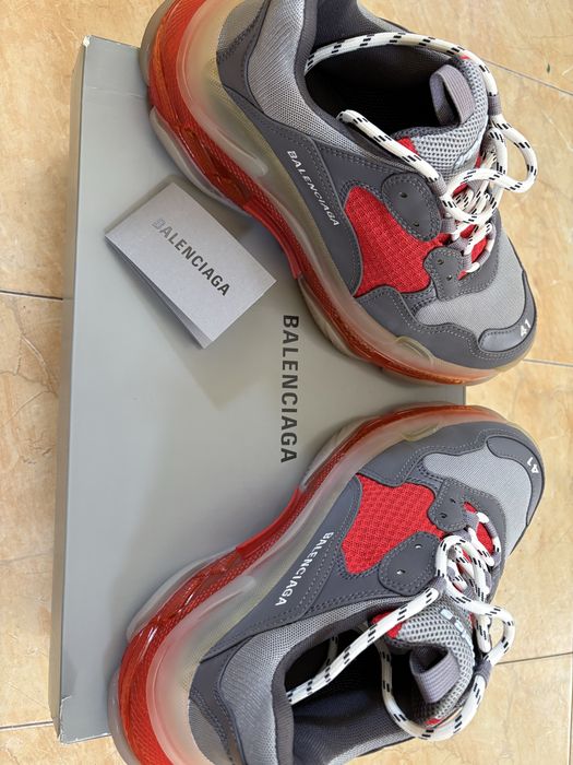 BALENCIAGA Triple S Маратонки 41ви номер