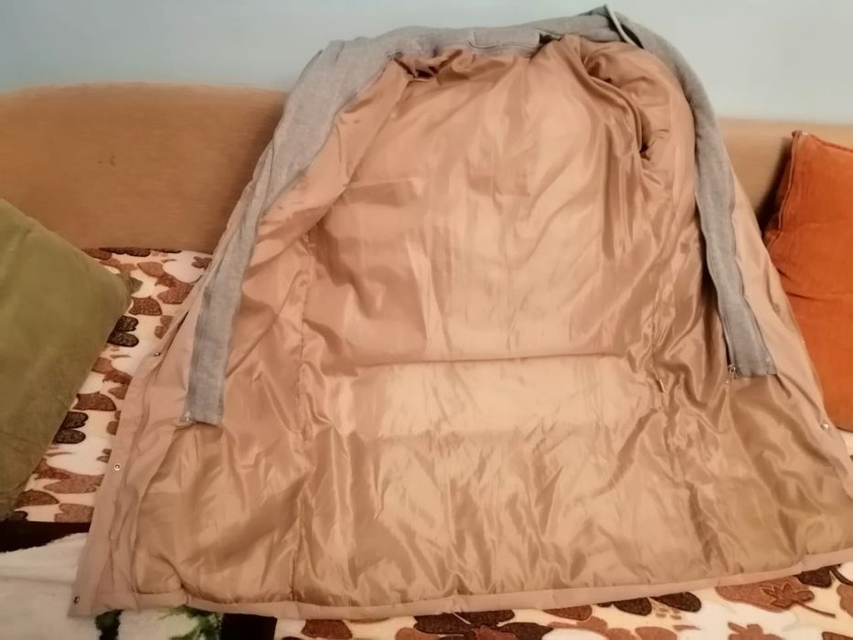 Продам зимнюю куртку.