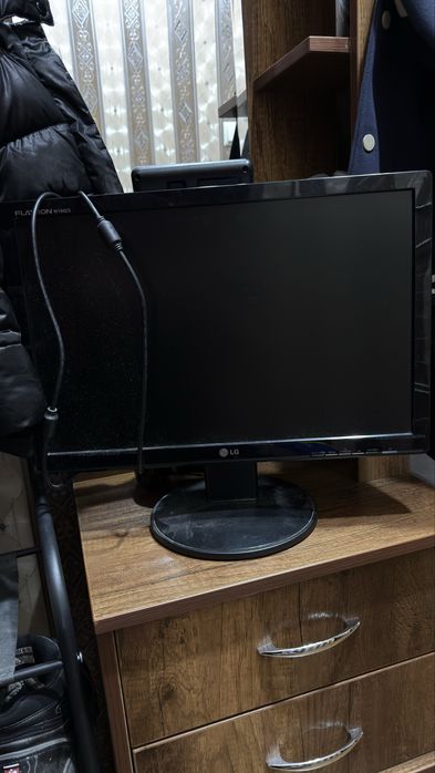 Продам монитор LG Flatron 19
