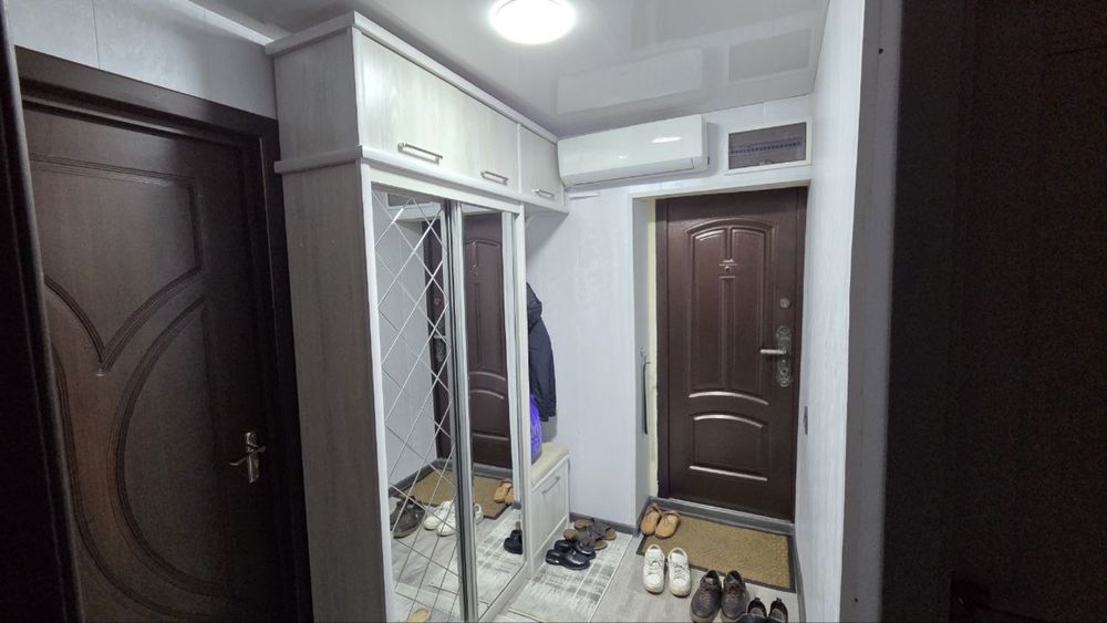 Продается квартира 3х ком. 80м2 Мевазор махалла