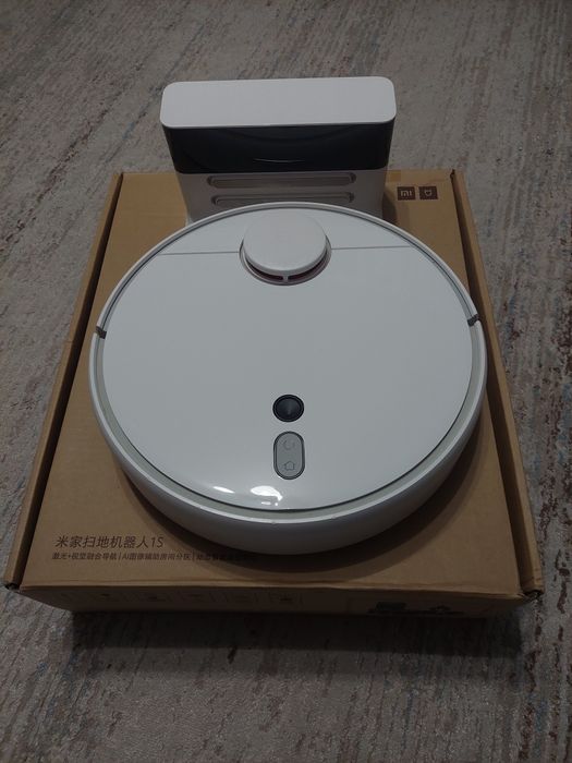 Продам робот пылесос