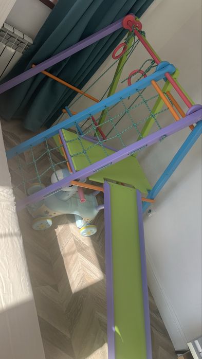 Детская площадка из дерево