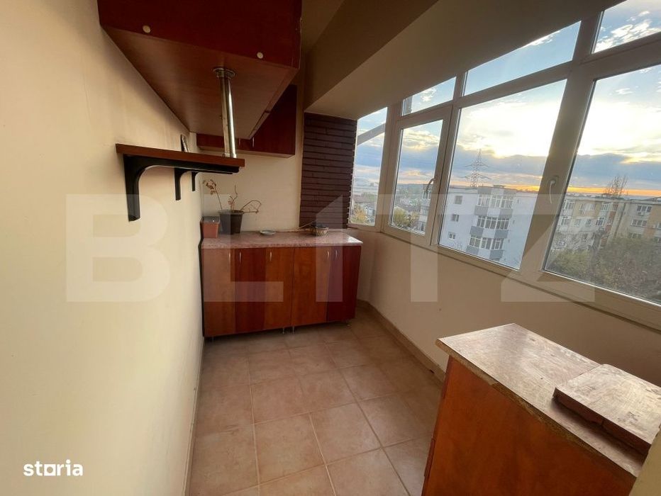 Apartament 3 camere,  73 mp totali, zona 1 Mai-Pelendava