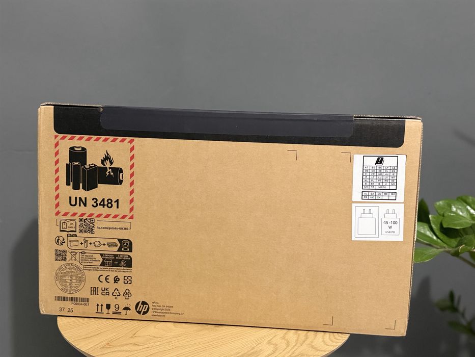 Laptop HP EliteBook 8 G1i 14", i5 Ultra5, 16GB RAM, 512GB SSD