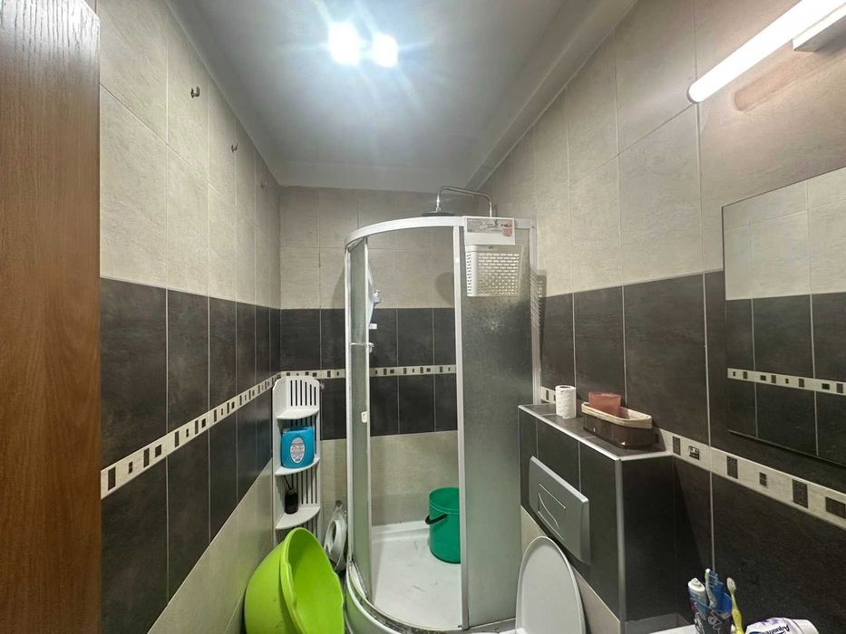 Апрартамент с три спални, 2 санитарни възела  и гараж