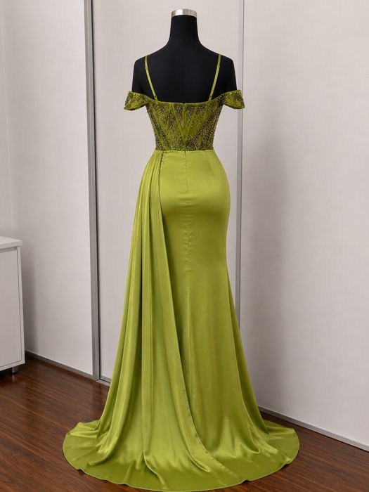 Rochie verde elegantă