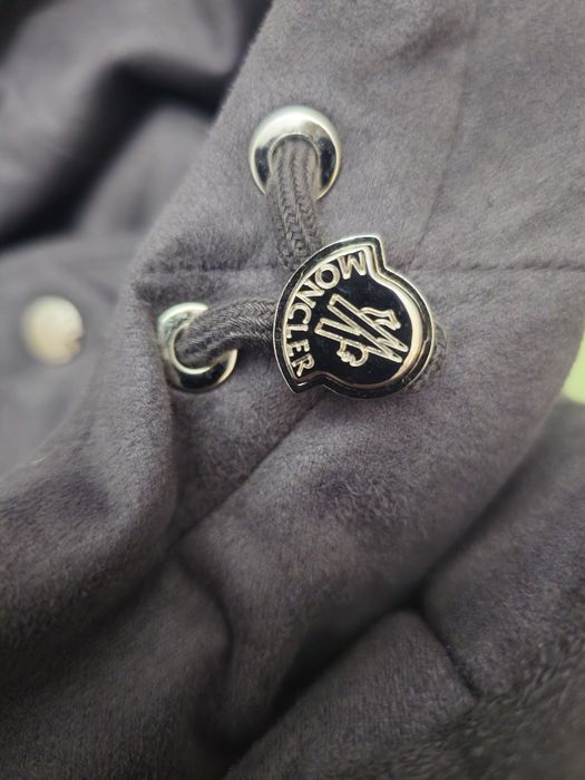 Зимний пуховик Moncler