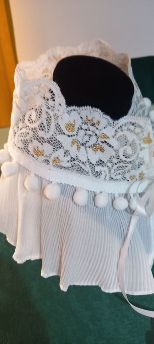 Set mansete si guler elegant!