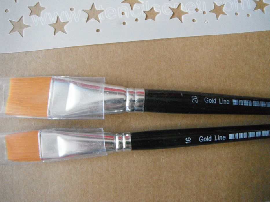 Четки, шаблон, мини шишарки, канап, ролер