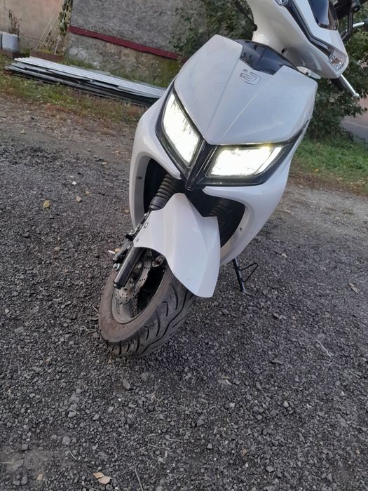 Продам новый скутер!