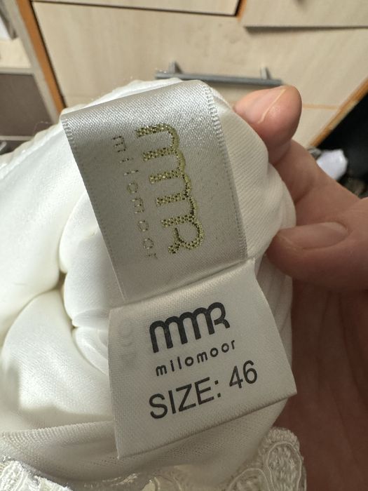 Свадебное платье в идеальном состоянии