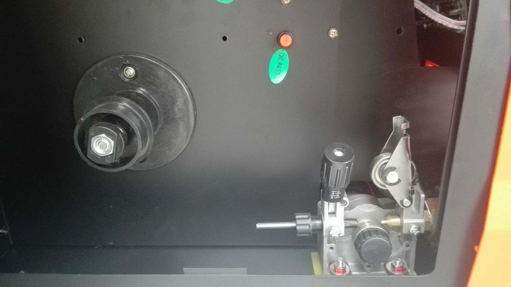 250А Комбиниран телоподаващ СО2+Електрожен инвертор IGBT MIG/MAG и MMA