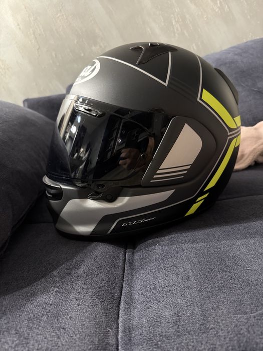 Каска Arai Profile-V М-размер