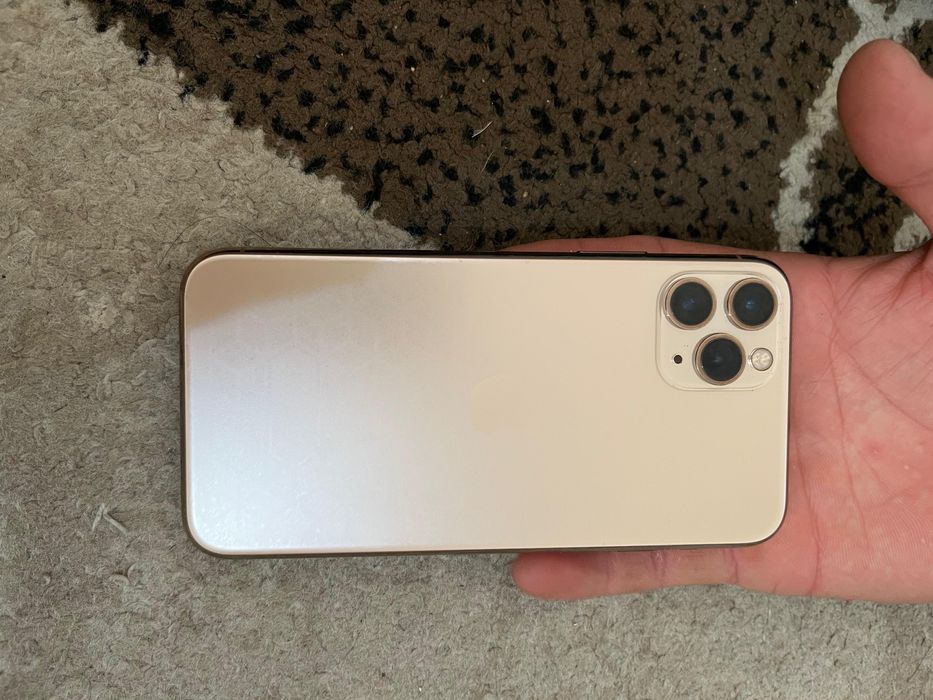 Айфон 11 про.    11 ге обмен керек