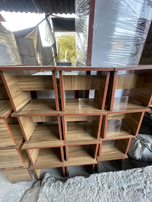 Taburetka rangi razmeri harxilari bor