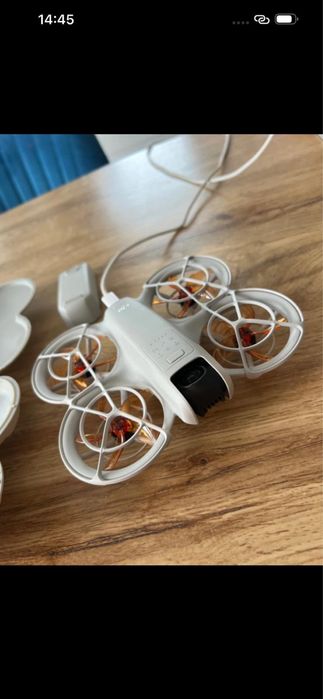 Vand drona DJI neo memorie 32 G