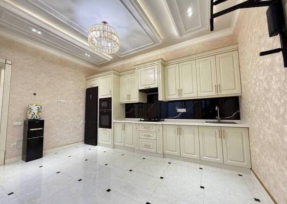 Слается Уютный дом на 2,7 соток , ор-р Саламатина ( н844 )