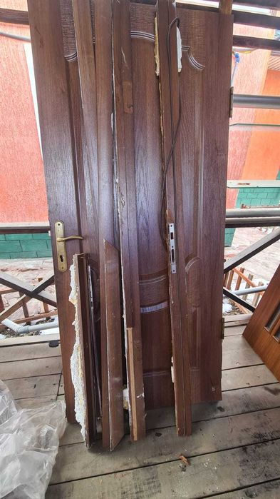 Межкомнатные бу двери