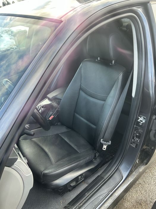 Кожен салон bmw e90 (e91 e9x рекаро recaro)