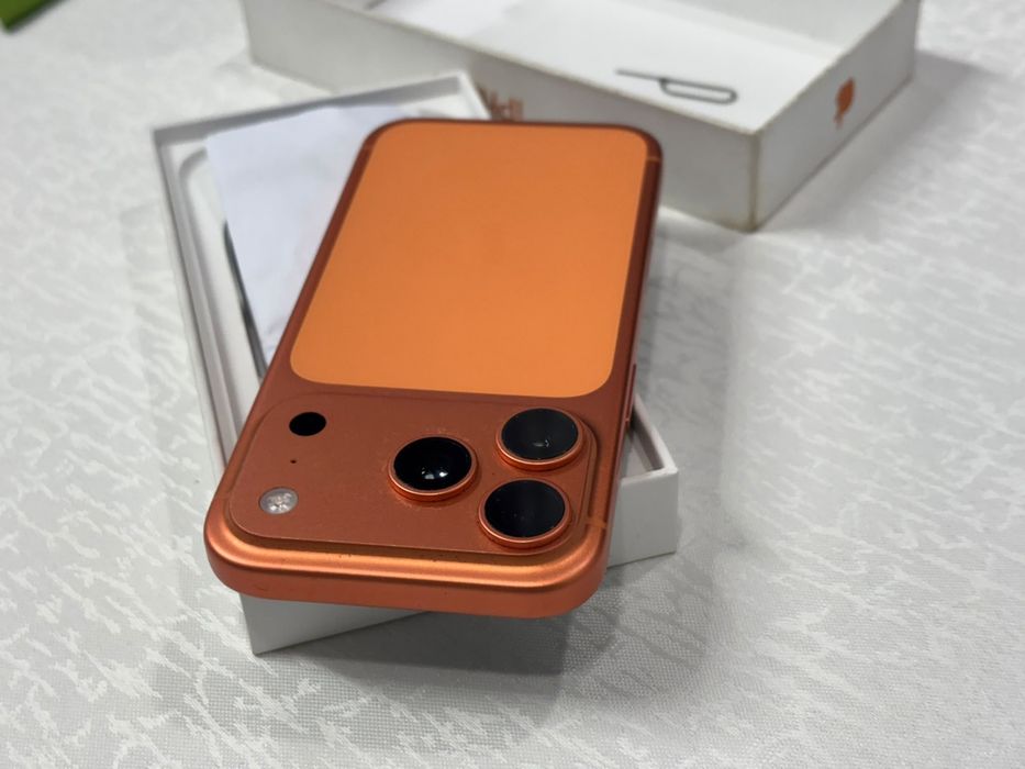 iPhone 17 Pro Cosmic Orange 256GB GARANTIE 10/10 Neverlocked