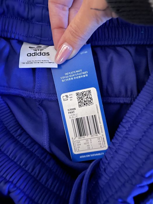 Дамски анцуг Adidas горнище и долнище