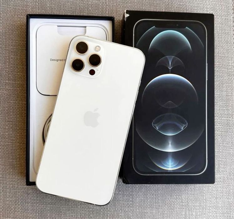 Продается айфон 12 про макс