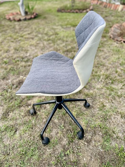 Детски стол за бюро