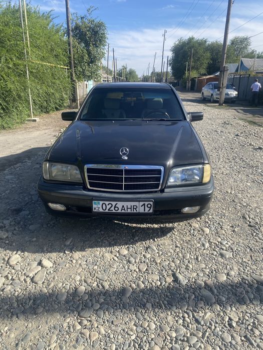 Продам  или обменяю мерседес 180с