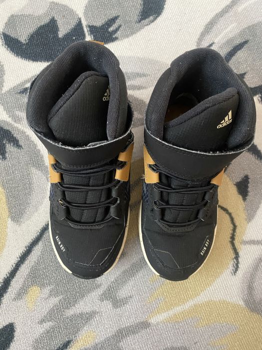 Adidas Terrex marimea 28 stare perfecta