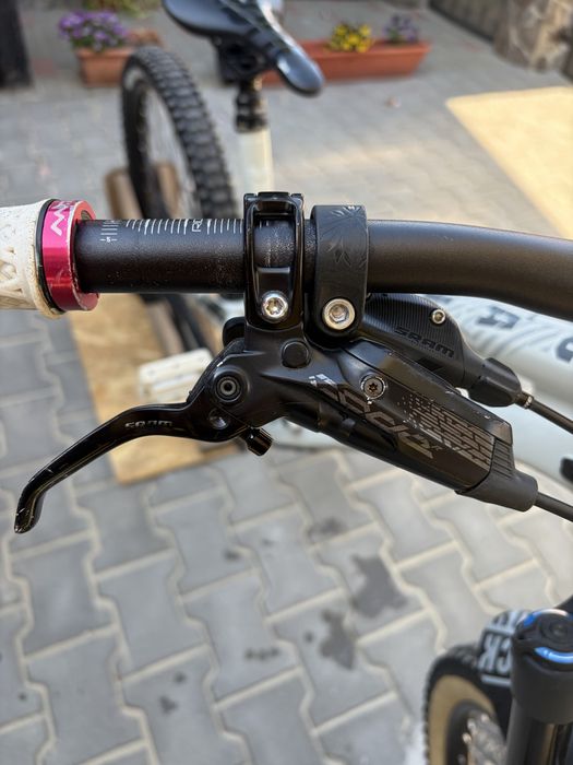 Commencal clash 2020